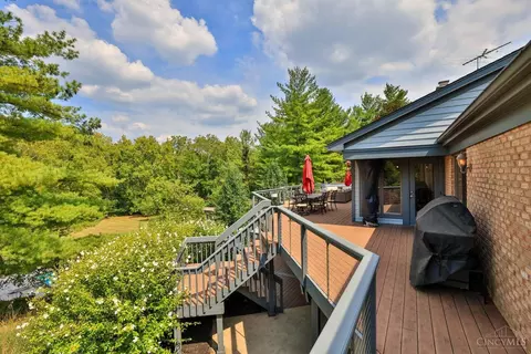 Exterior - 3 Green Meadow Ln, Cincinnati, OH 45242 photo 6 of 26