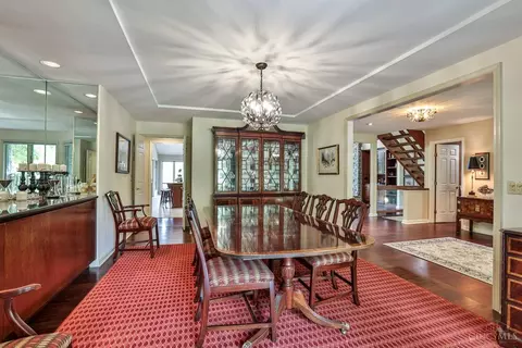 Dining - 3 Green Meadow Ln, Cincinnati, OH 45242 photo 3 of 7
