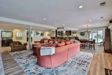 Living - 3 Green Meadow Ln, Cincinnati, OH 45242 photo 7 of 10