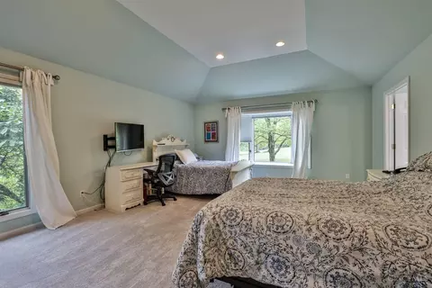 Bedroom - 3 Green Meadow Ln, Cincinnati, OH 45242 photo 6 of 7