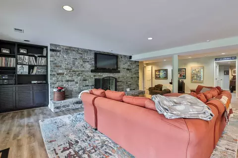 Living - 3 Green Meadow Ln, Cincinnati, OH 45242 photo 8 of 10