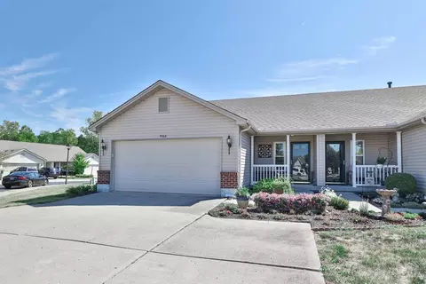 930 Dominick Cir #A, Lebanon, OH 45036