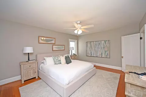 Bedroom - 3733 Broadview Dr, Cincinnati, OH 45208 photo 2 of 7