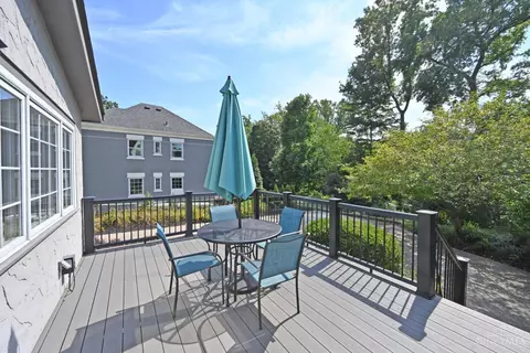 Exterior - 3733 Broadview Dr, Cincinnati, OH 45208 photo 3 of 9