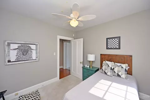 Bedroom - 3733 Broadview Dr, Cincinnati, OH 45208 photo 7 of 7