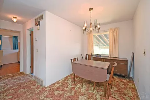 2484 Garrison Dr, Colerain Twp, OH 45321 photo 8