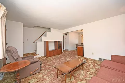 2484 Garrison Dr, Colerain Twp, OH 45321 photo 7
