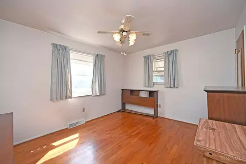 2484 Garrison Dr, Colerain Twp, OH 45321 photo 13