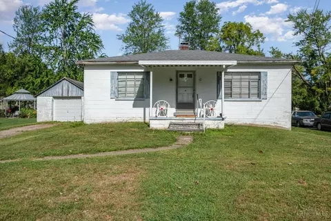 36 Floral Ave, Amelia, OH 45102