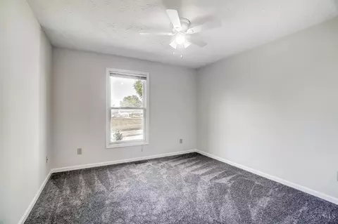 Bedroom - 6510 Brooks Rd, Harrison, OH 45030 photo 8 of 9