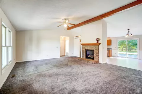 Living - 6510 Brooks Rd, Harrison, OH 45030 photo 3 of 4
