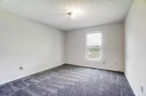 Bedroom - 6510 Brooks Rd, Harrison, OH 45030 photo 6 of 9