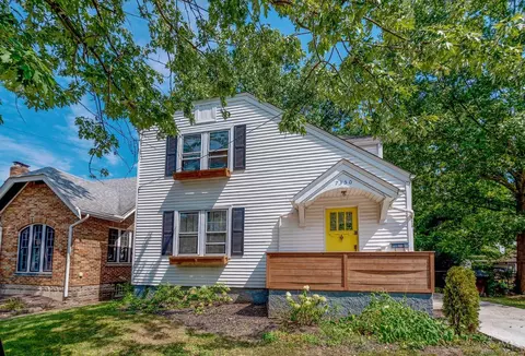 7350 Harrison Ave, Mount Healthy, OH 45231