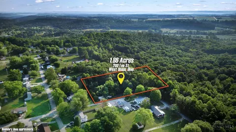 200 Lee St, Tiffin Twp, OH 45693