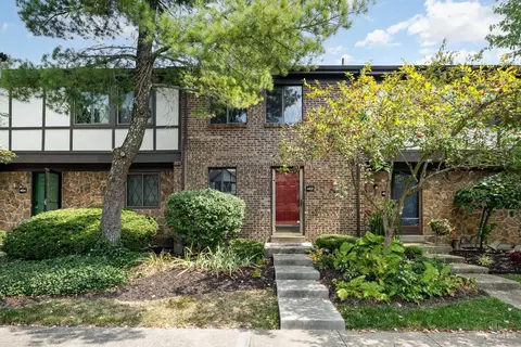 462 Dartmouth Cir, Cincinnati, OH 45244