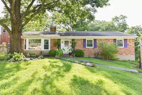 5647 Hickory Ridge Ln, Cincinnati, OH 45239