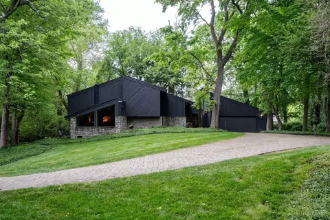 3568 Raymar Blvd, Cincinnati, OH 45208