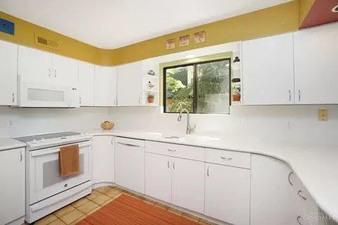 5277 Adena Trl, Cincinnati, OH 45230 photo 17
