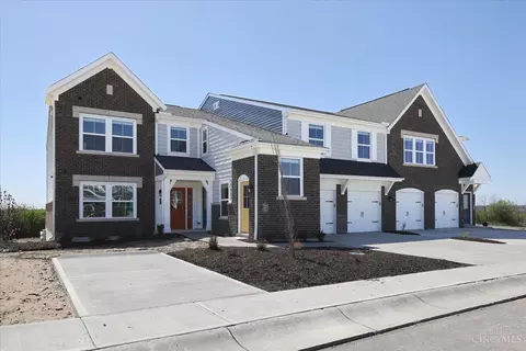 5305 Augusta Dr, Lebanon, OH 45036