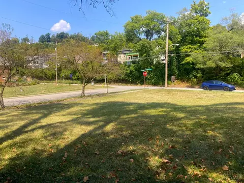 2929 Riverside Dr, Cincinnati, OH 45226 photo 5