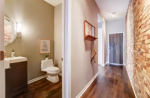 Entry Way - 1206 Main St, Cincinnati, OH 45202 photo 7 of 9