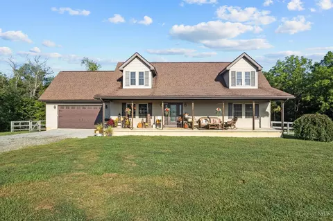 14 Olivia St, Fayetteville, OH 45118