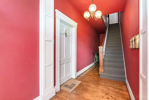 334 Milton St #4, Cincinnati, OH 45202 photo 4
