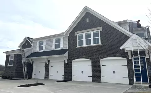5301 Augusta Dr, Turtle Creek Twp, OH 45036
