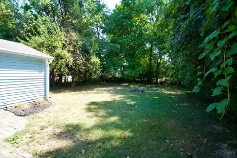 Exterior - 6812 Plainfield Rd, Silverton, OH 45236 photo 5 of 8