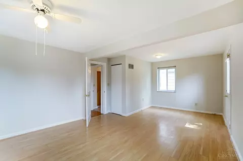 Bedroom - 6905 Merwin Ave, Cincinnati, OH 45227 photo 3 of 7