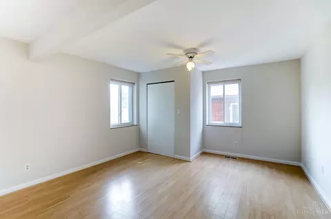 Bedroom - 6905 Merwin Ave, Cincinnati, OH 45227 photo 2 of 7
