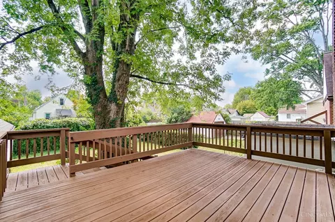 Exterior - 6905 Merwin Ave, Cincinnati, OH 45227 photo 5 of 10