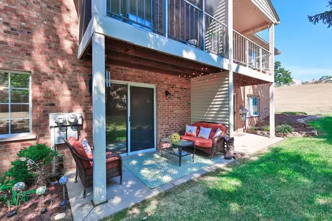 Exterior - 5150 Old Oak Trl #29, Cincinnati, OH 45238 photo 5 of 9