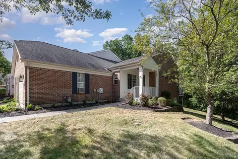 Exterior - 5727 High Tree Dr, Cincinnati, OH 45247 photo 3 of 9