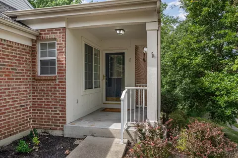 Exterior - 5727 High Tree Dr, Cincinnati, OH 45247 photo 5 of 9
