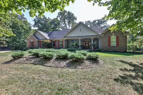 4 Laurelwood Dr, Milford, OH 45150
