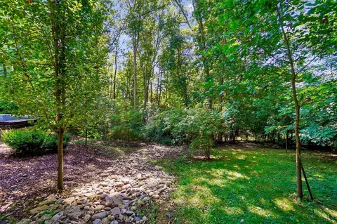 Exterior - 3668 Hopper Ridge Rd, Cincinnati, OH 45255 photo 18 of 27