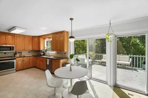 Kitchen - 3668 Hopper Ridge Rd, Cincinnati, OH 45255 photo 1 of 5