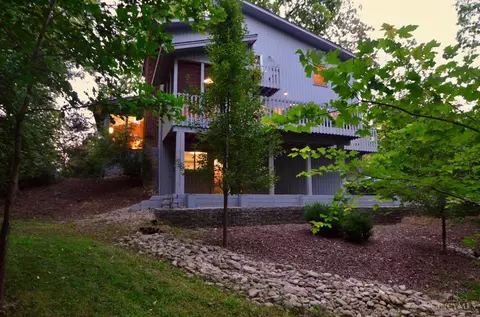 Exterior - 3668 Hopper Ridge Rd, Cincinnati, OH 45255 photo 3 of 27