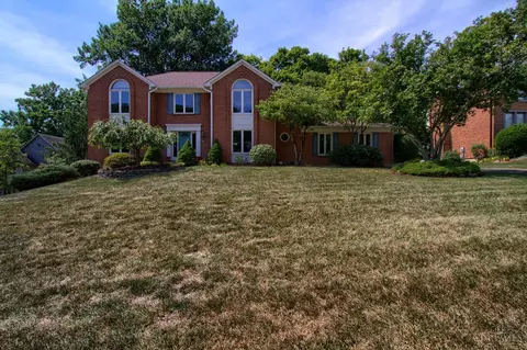 2721 Turpin Knoll Ct, Cincinnati, OH 45244