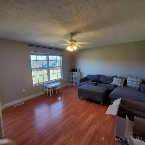 1034 Painter Fork Dr, Bethel, OH 45106 photo 32