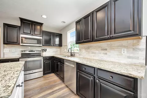 1652 Tunis Dr, Harrison, OH 45030 photo 11