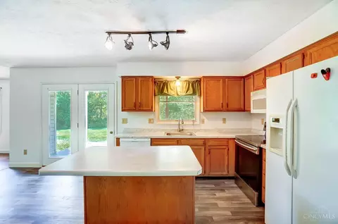 38 Hamer Rd, Georgetown, OH 45121 photo 12