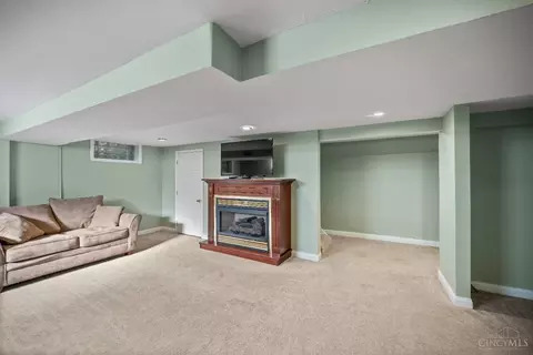 1300 Grace Ave, Cincinnati, OH 45208 photo 29