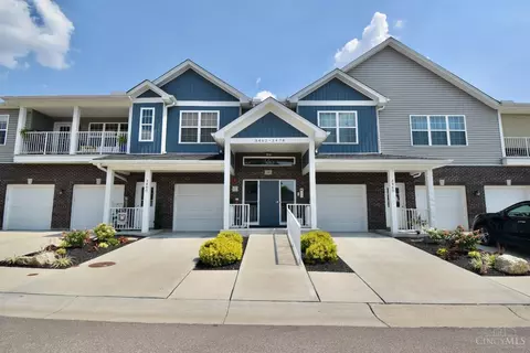 3468 Chestnut Park Ln, Cleves, OH 45002