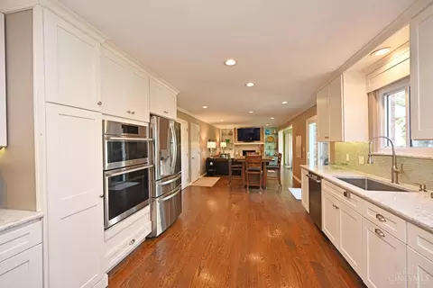 5928 Brasher Ave, Blue Ash, OH 45242 photo 13