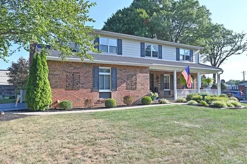 5928 Brasher Ave, Blue Ash, OH 45242 photo 2