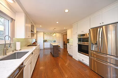 5928 Brasher Ave, Blue Ash, OH 45242 photo 10