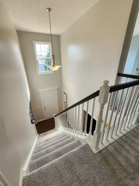 Entry Way - 7235 Bridge Point Pass, Cincinnati, OH 45248 photo 2 of 2