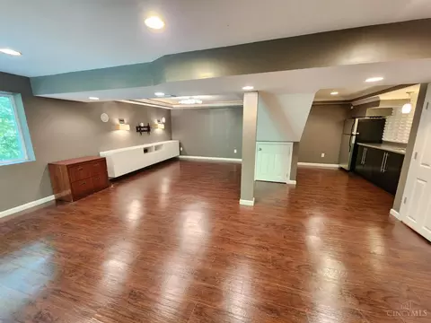 Living - 7235 Bridge Point Pass, Cincinnati, OH 45248 photo 5 of 6